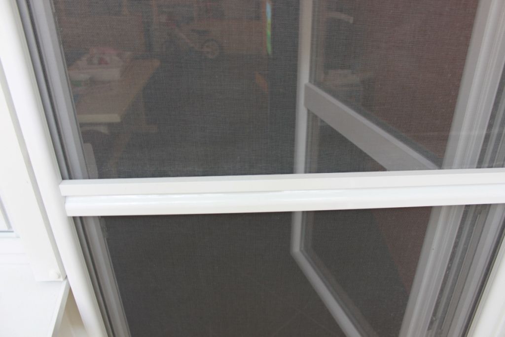 Műanyag erkély ajtó és ablak tokcserés szerelés